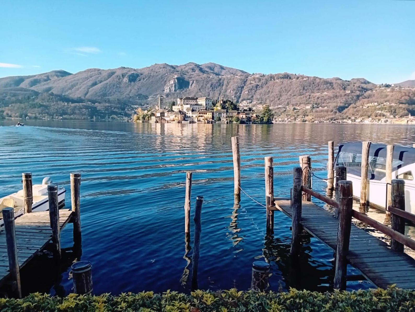 Casa Longhi Orta San Giulio Exterior foto