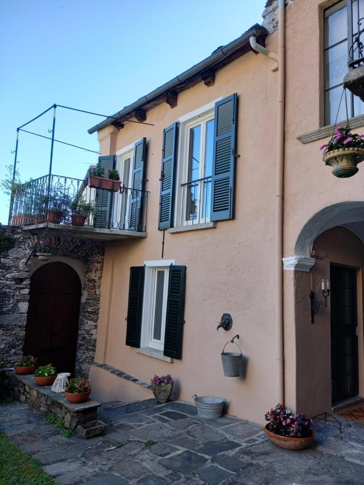 Casa Longhi Orta San Giulio Exterior foto