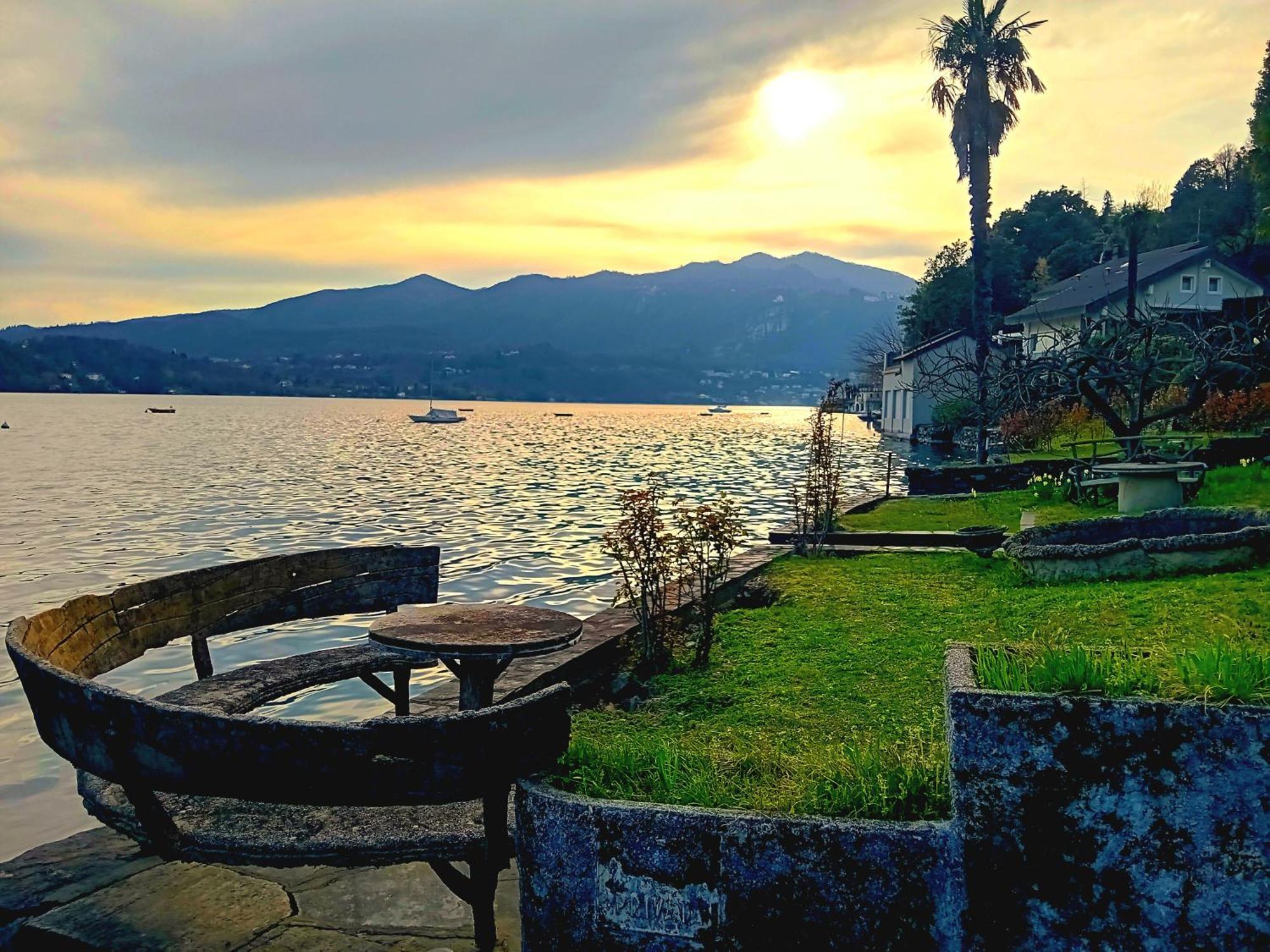 Casa Longhi Orta San Giulio Exterior foto